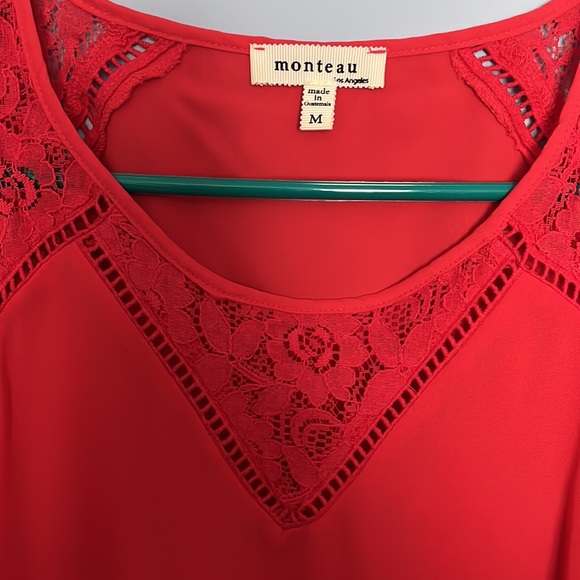 Red tank with lace detail - Picture 2 of 3